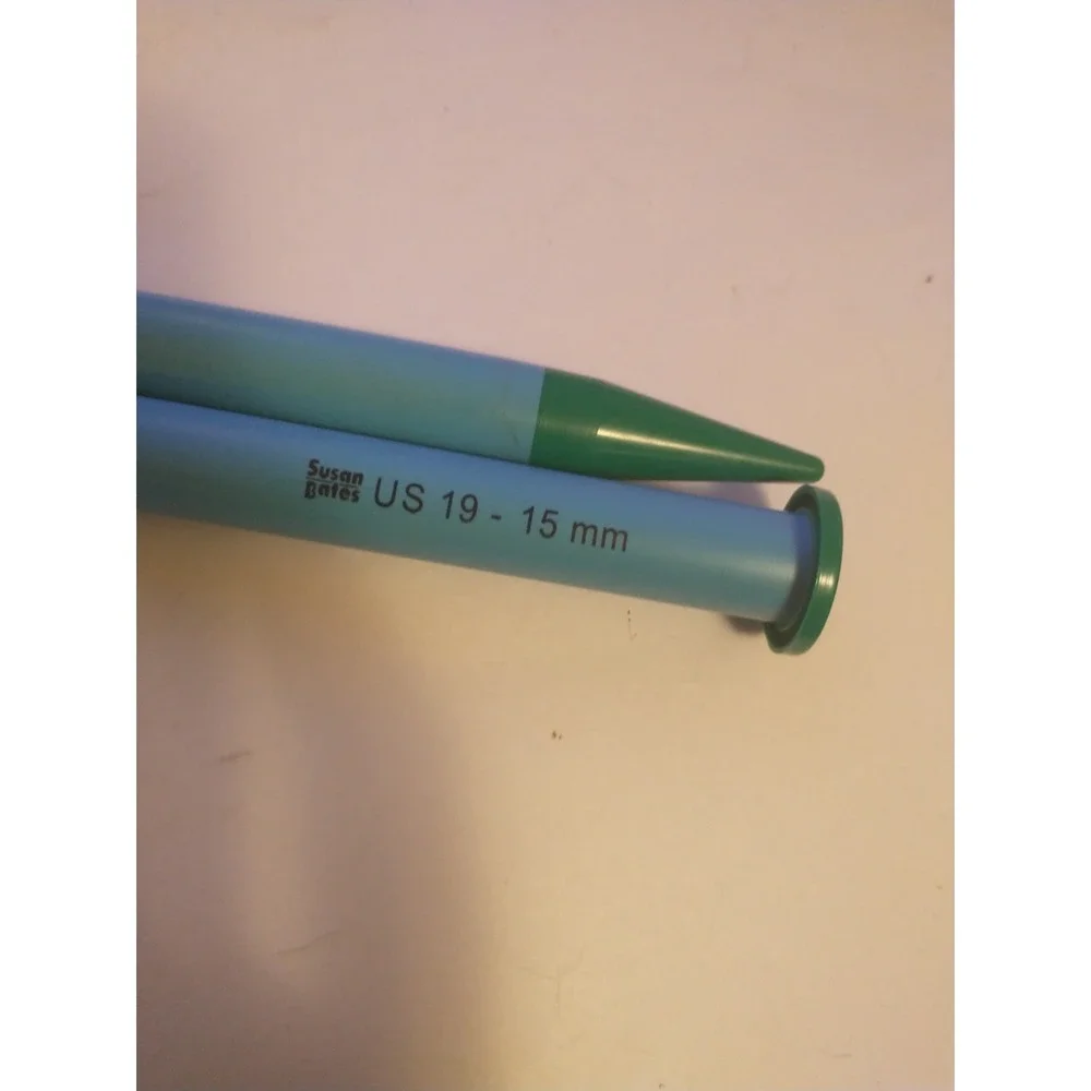 Susan Bates Knitting Needles Luxite Plastic 14